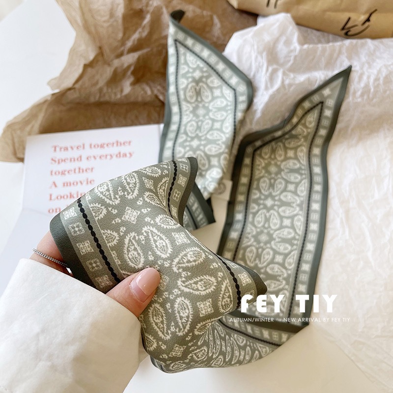 Ensemble série foulard en Sati - Ascot Neck Scarf avis et prix